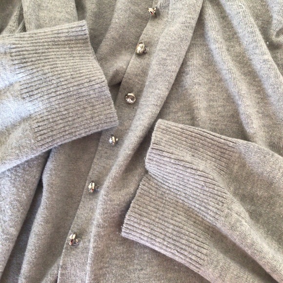 ALFANI GRAY SILK BUTTON DOWN CARDIGAN LARGE - Picture 7 of 7